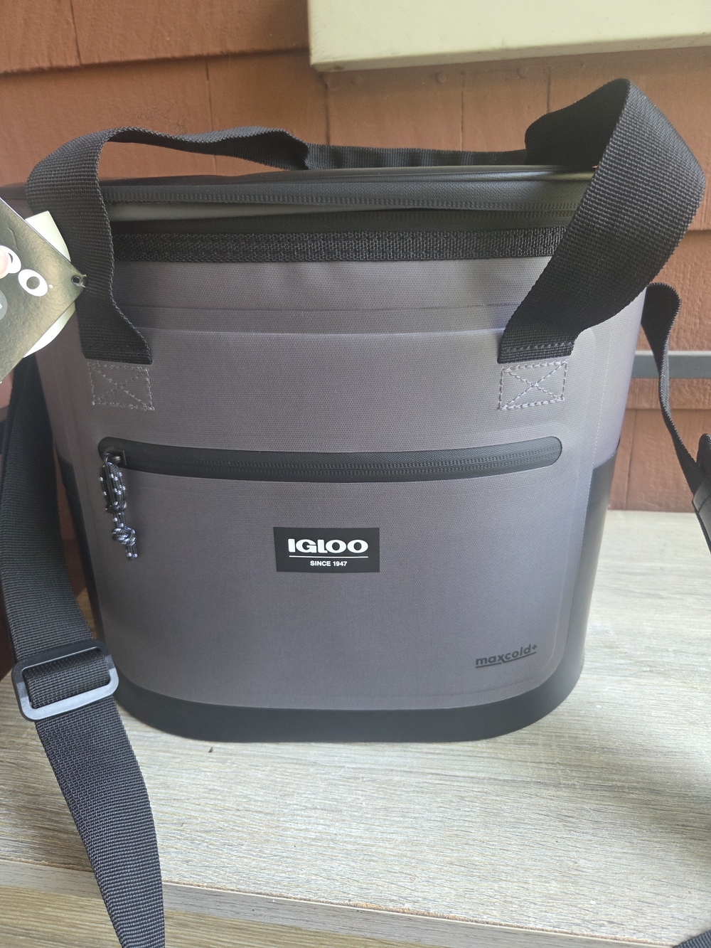 IGLOO Overland Halo Tote 18-Can Soft Sided Cooler Bag NWT Lunch Beach Cooler